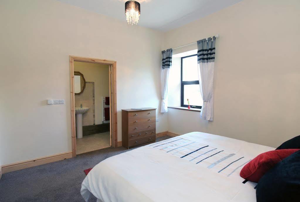 Old Police House Bed & Breakfast Haverfordwest Exterior photo